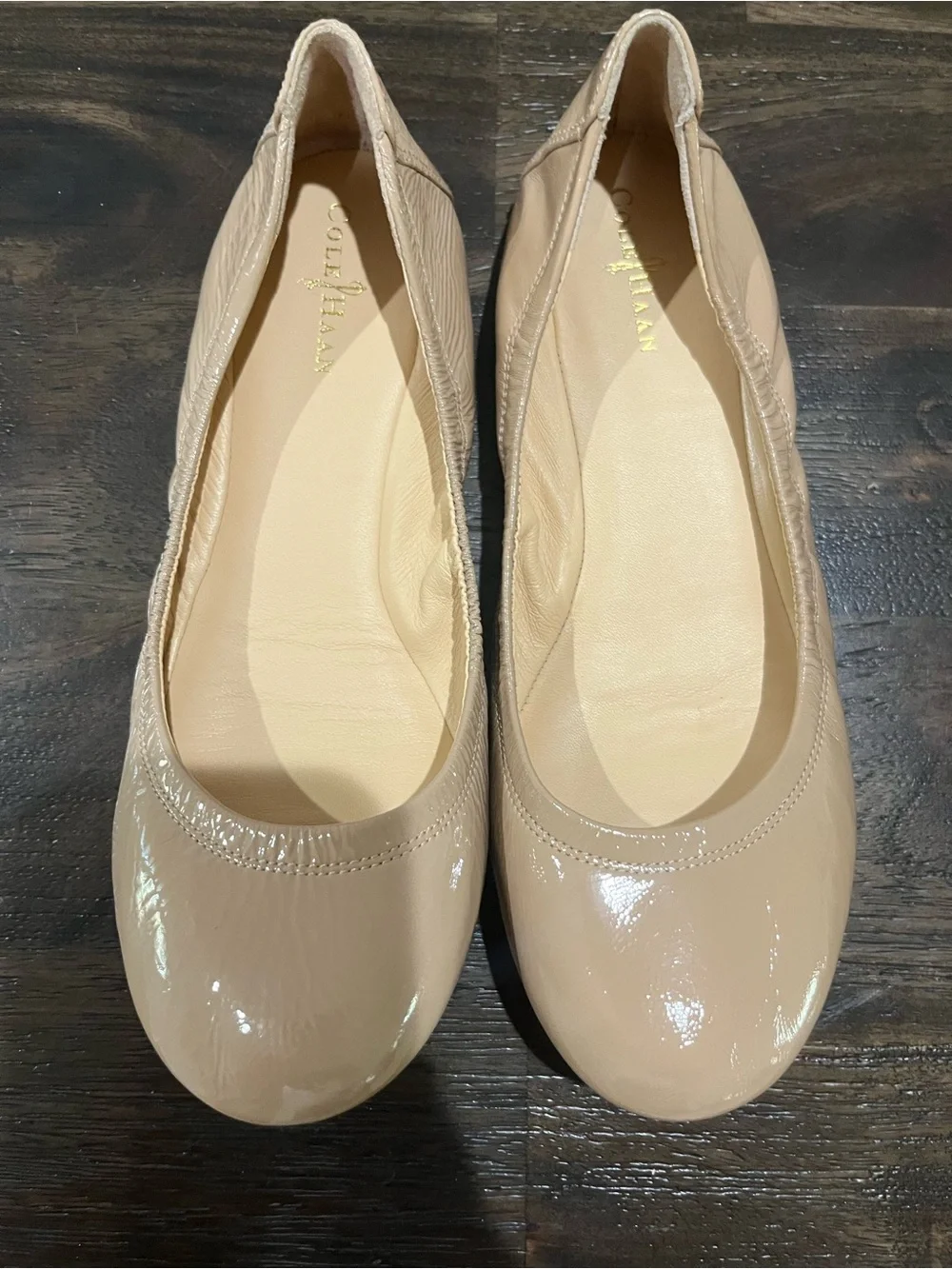 Cole Haan Beige Tan Cream Patent Leather Manhattan Ballet Flats 7B 7 B EUC